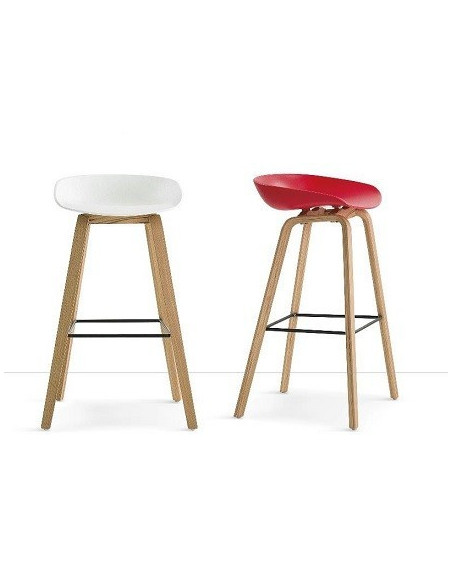 Taburete AWAK, madera, asiento rojo